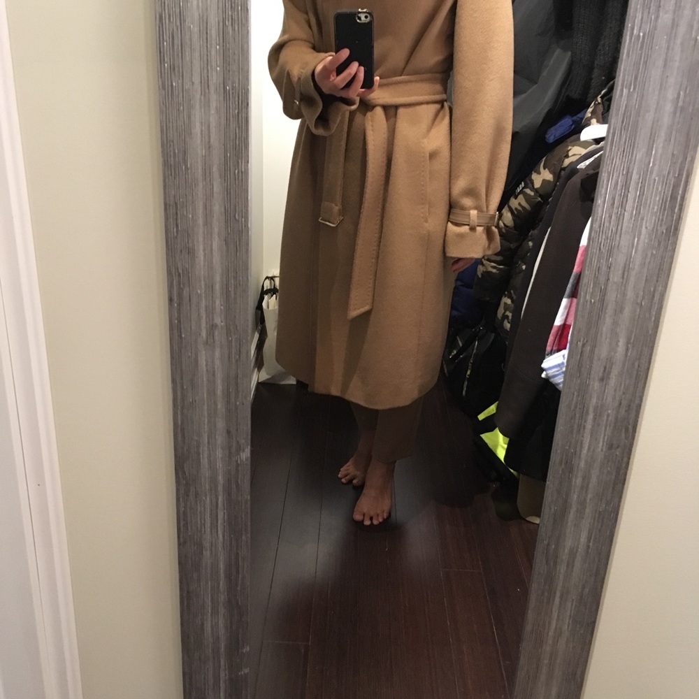 Authentic Maxmara 100% camel coat - Picture 4 of 9